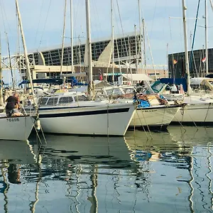 Sleep&boatsbreakfast Barcelona Sant Adrià de Besòs